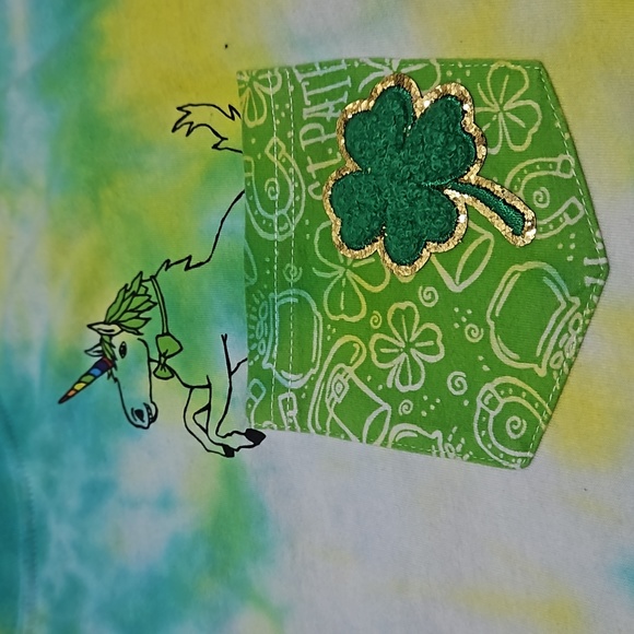 St Patricks Day Lucky Day unicorn pocket tee - Picture 2 of 6